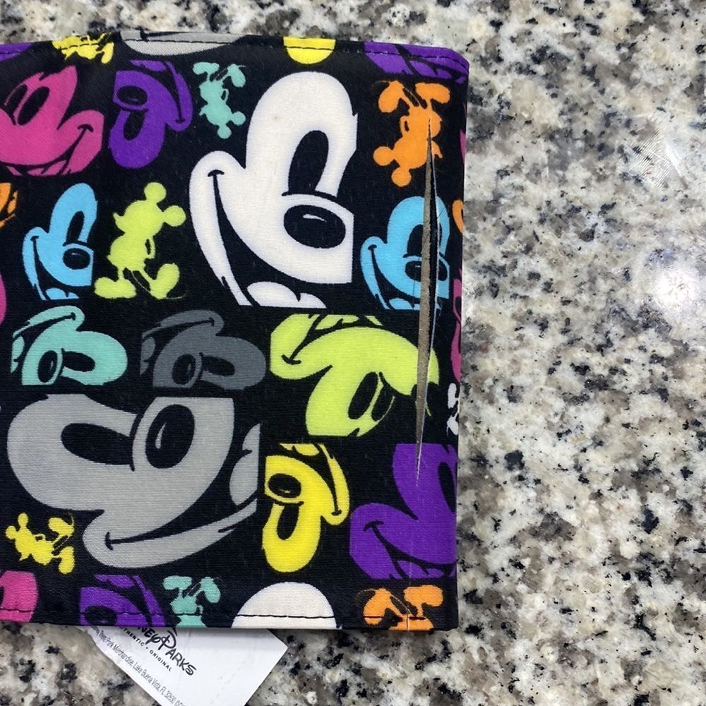 Disney Mickey Mouse Wallet - Picture 6 of 6